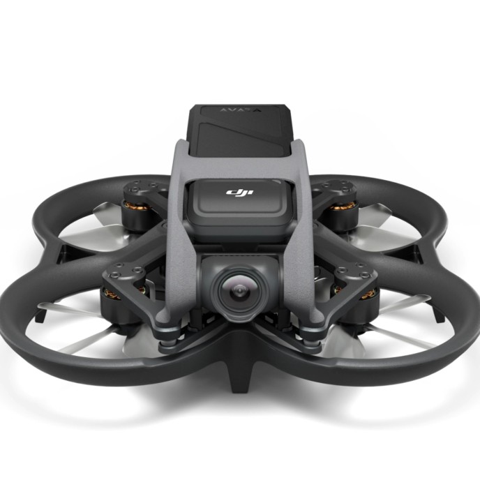 DJI Avata Fly Smart Combo (Goggles V2)