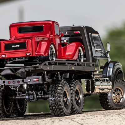Traxxas TRX-6 Ultimate RC Hauler 1/10 RTR 6WD Black